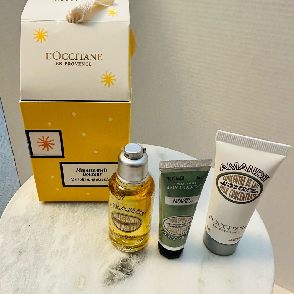 L'OCCITANE Almond Milk Concentrate and Shower Oil Set
